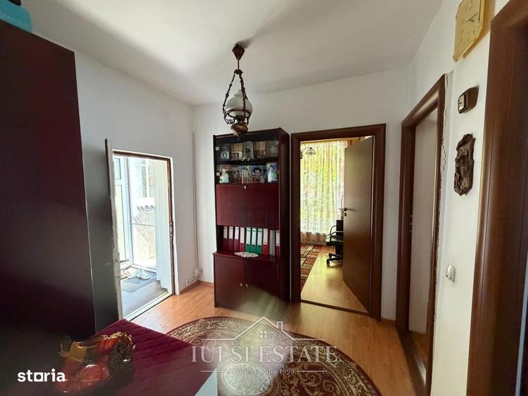 Casă cu 4 camere în Ultracentral