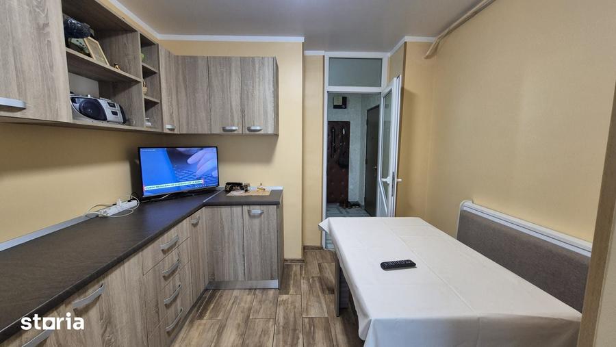 Apartament cu 2 camere decomandat în Siderurgiștilor