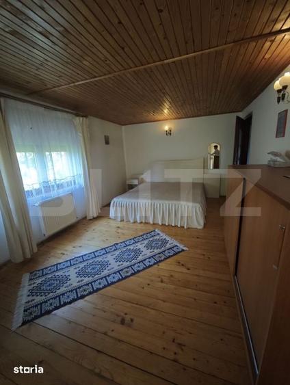 Casă cu 6 camere cu Teren 490 Mp în Bartolomeu
