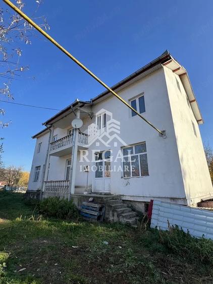 Casă cu Teren 932 Mp în Central