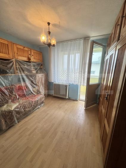 Apartament cu 2 camere decomandat, mobilat în Jibou