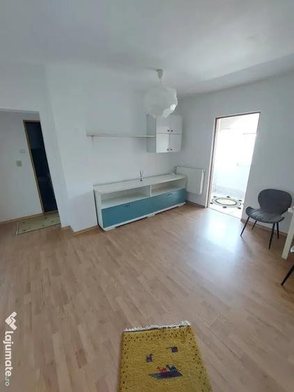 Apartament cu 2 camere decomandat în Crihala