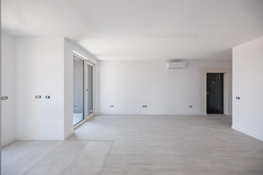 Apartament cu 3 camere decomandat în Mehala