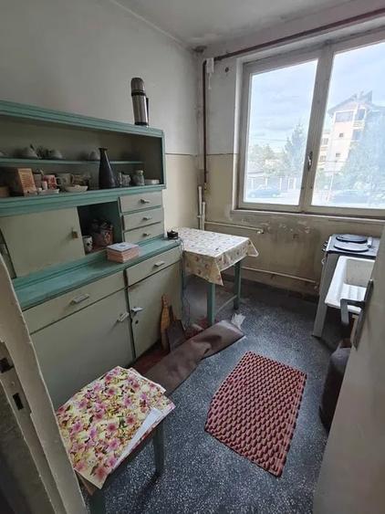 Apartament cu 2 camere semidecomandat în Abator
