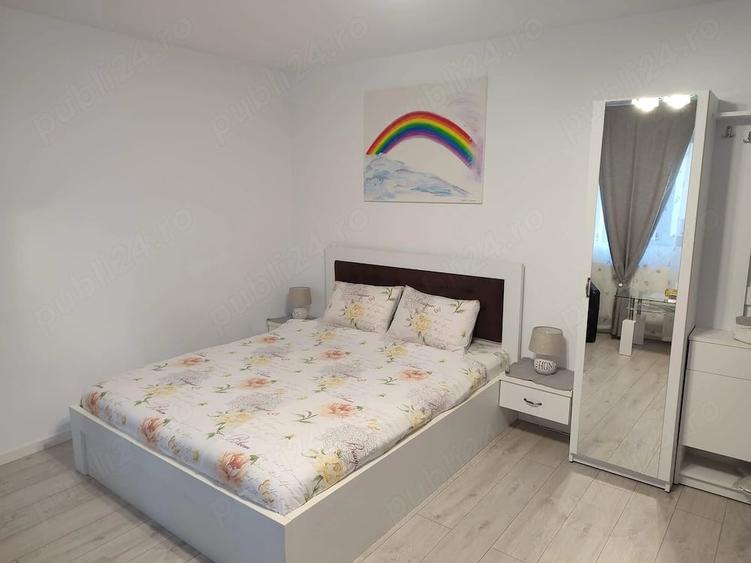 Casă cu 3 camere cu Teren 986 Mp în Central