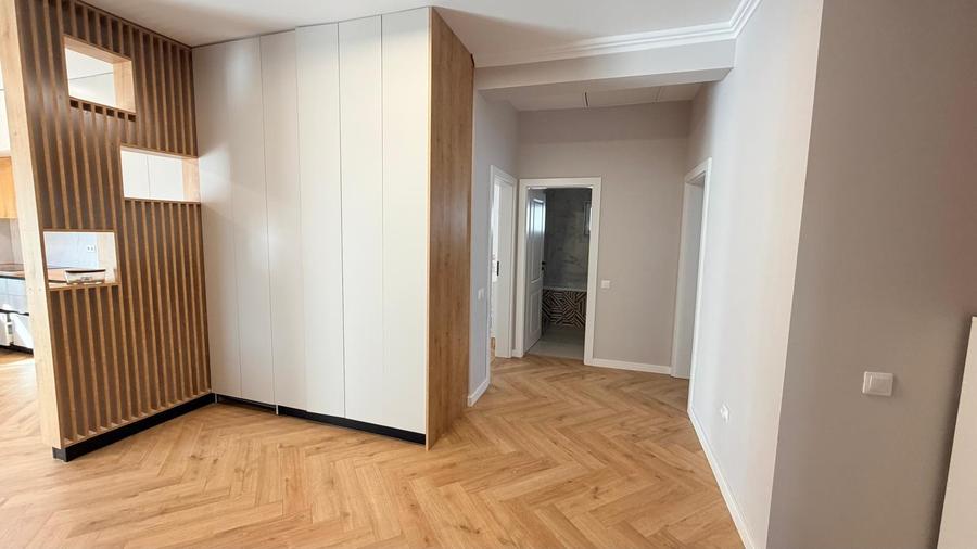 Casă individuală cu 4 camere cu Teren 725 Mp în Corușu