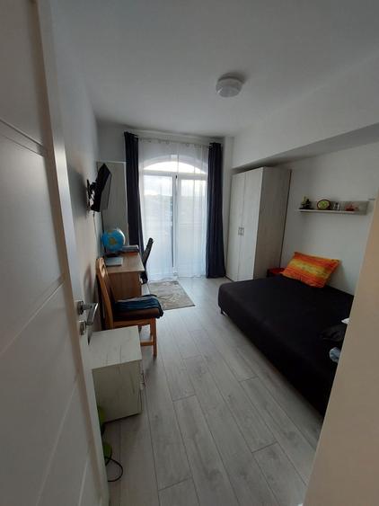 Apartament cu 3 camere decomandat în Valea Lupului
