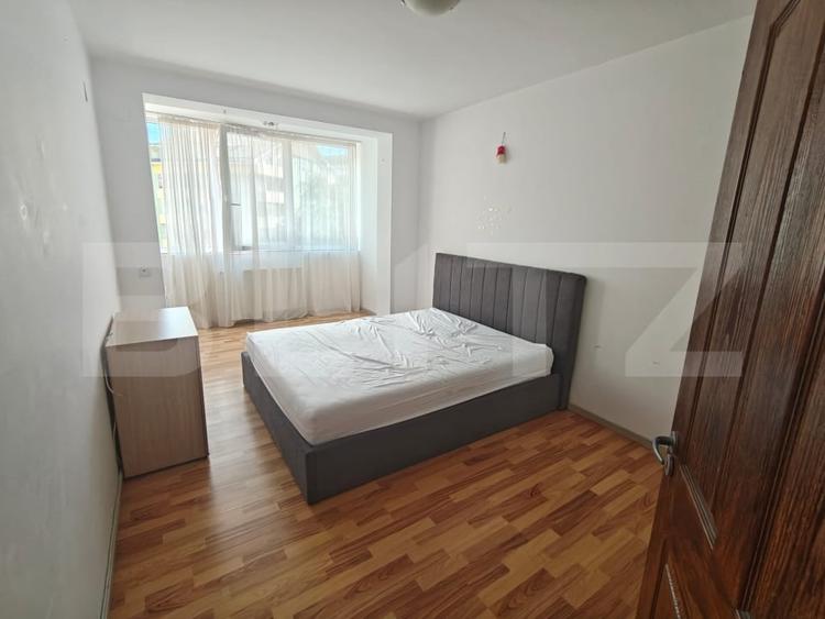 Apartament cu 2 camere semidecomandat, mobilat în Florești