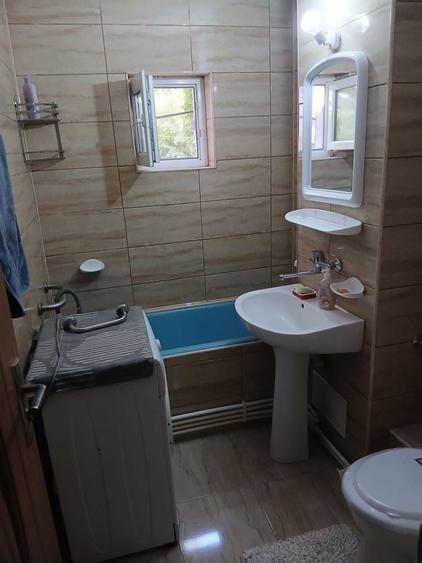 Apartament cu 2 camere decomandat în Exterior Vest