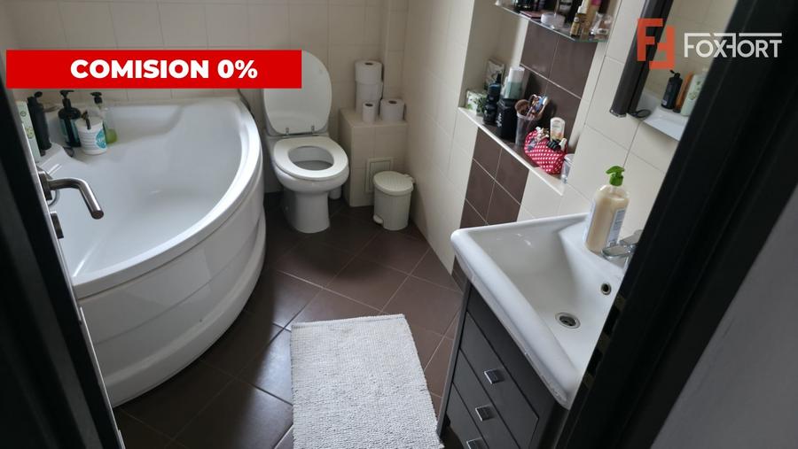 Casă individuală cu 4 camere cu Canalizare în Gătaia