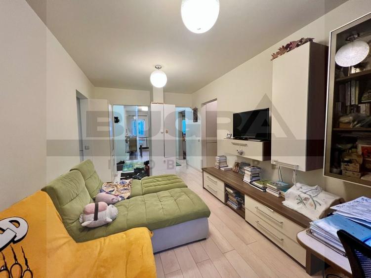 Apartament cu 4 camere decomandat, mobilat în Plopilor