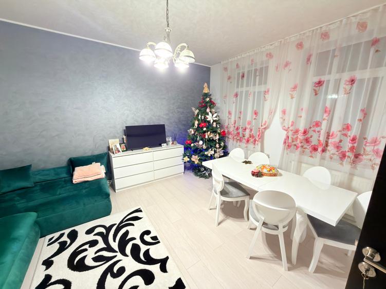 Casă individuală cu 5 camere cu Garaj în Central