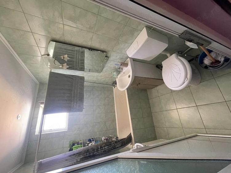 Apartament cu 3 camere semidecomandat, mobilat în Kogălniceanu