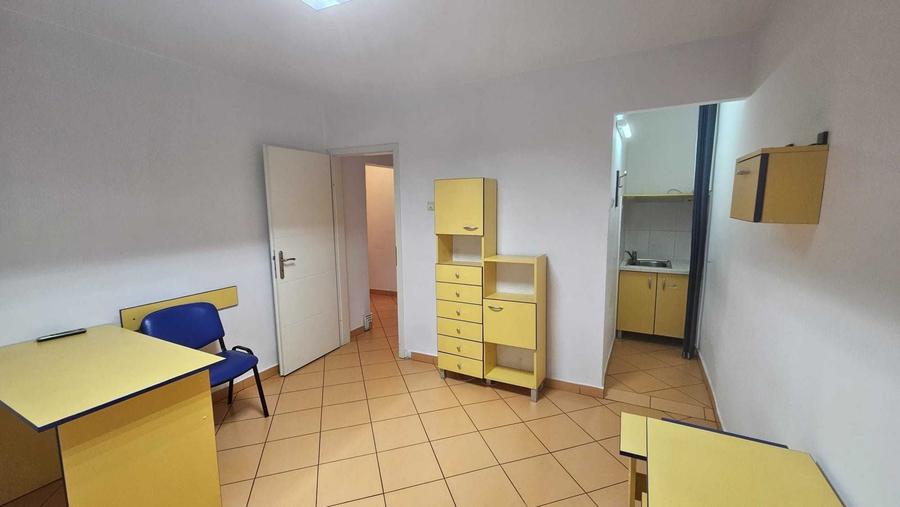 Spațiu comercial, de 35 mp, în Drumul Carului