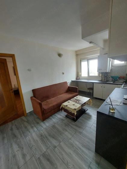 Garsonieră decomandată în Circumvalațiunii