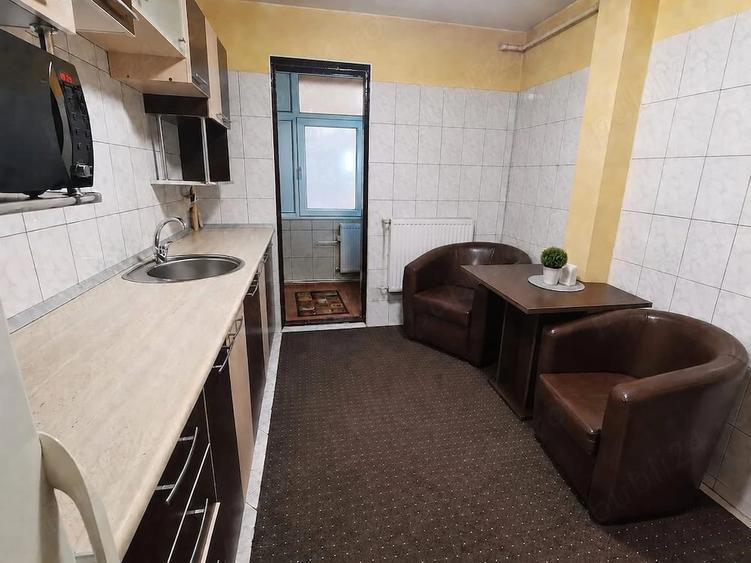 Apartament cu 3 camere decomandat în Alecu Russo