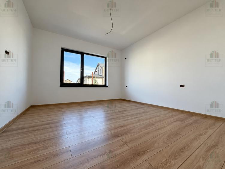 Casă cu 4 camere cu Teren 365 Mp în Berceni