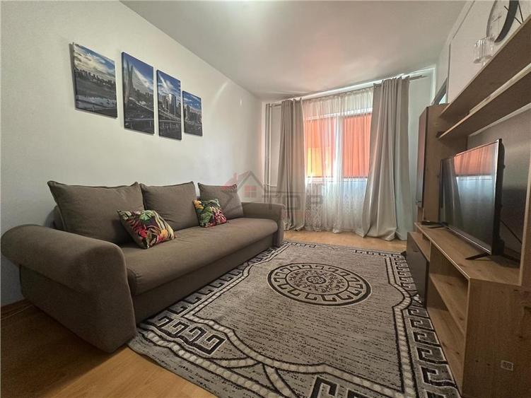 Garsonieră decomandată în Mircea cel Bătrân
