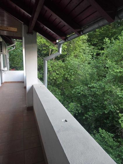 Casă cu 3 camere cu Teren 348 Mp în Exterior Vest