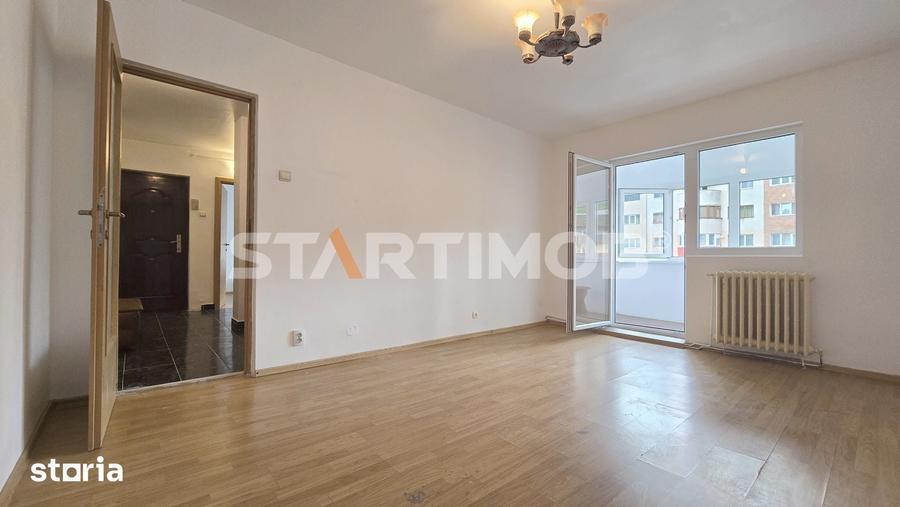 Apartament cu 2 camere decomandat în Valea Cetății