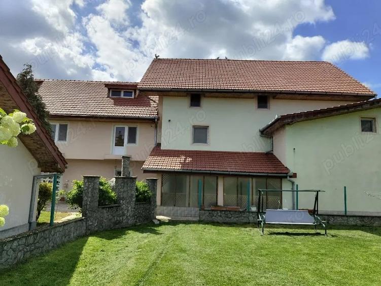 Casă cu 3 camere cu Teren 770 Mp în Central