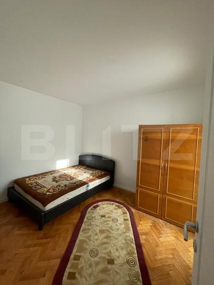 Apartament cu 3 camere decomandat, mobilat în George Enescu