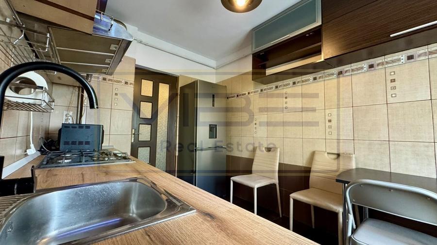 Apartament cu 3 camere decomandat, mobilat în Independenței