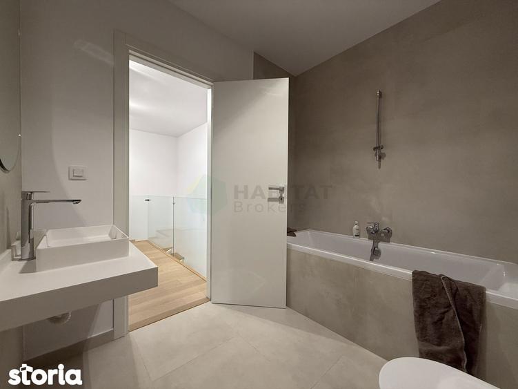Casă cu 3 camere cu Teren 160 Mp în Tunari