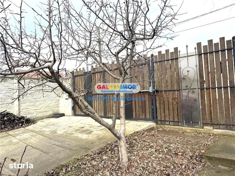 Casă cu 6 camere cu Teren 1000 Mp în Păulești