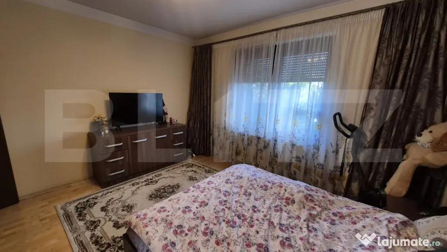 Apartament cu 3 camere decomandat, mobilat în Central