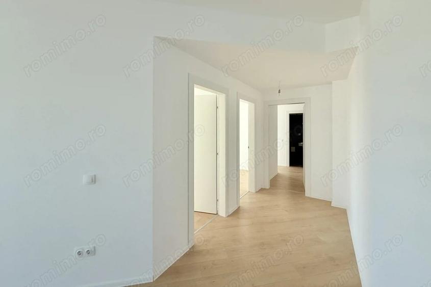Apartament cu 4 camere decomandat în Chitila