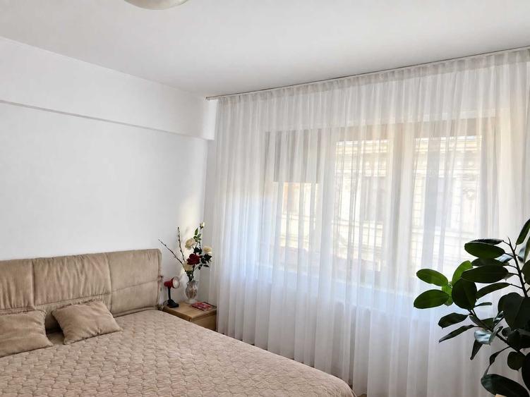 Apartament cu 2 camere semidecomandat în Universitate