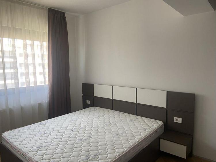 Apartament cu 3 camere decomandat, mobilat în Pipera