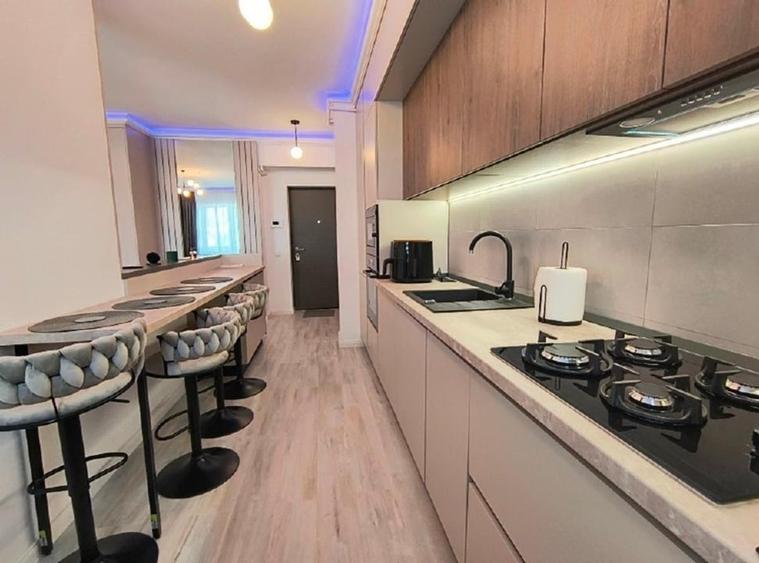 Apartament cu 2 camere decomandat, mobilat în Podu Roș