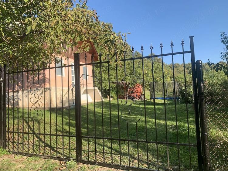 Casa Geoagiu zona Poienari, 3000 mp teren intravilan, 3 camere baie bucatarie hol balcon - 4