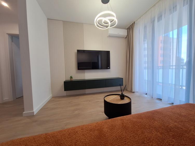 Apartament cu 2 camere decomandat, mobilat în Aradului