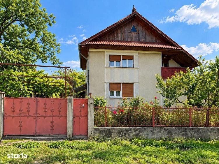 Casă cu 4 camere în Felcheriu