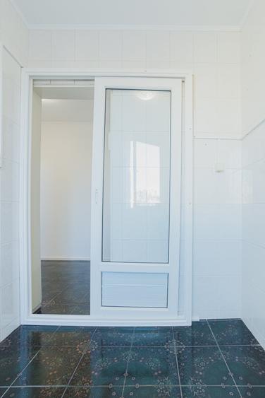 Apartament cu 2 camere semidecomandat, mobilat în City Park Mall