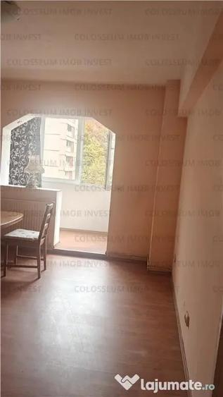 Apartament cu 2 camere decomandat în Răcădău