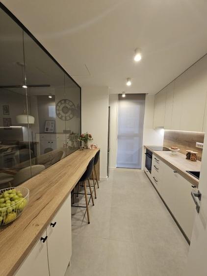Apartament cu 2 camere decomandat, mobilat în Aviației