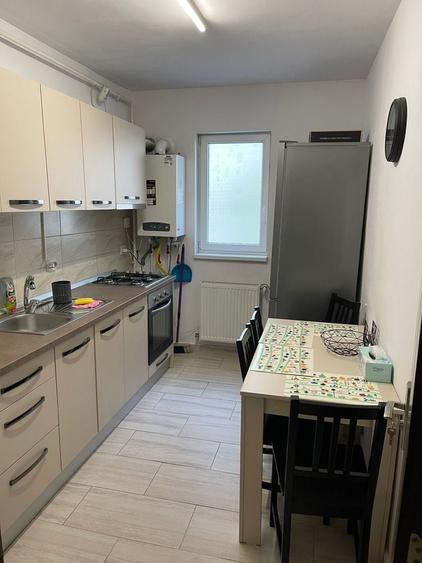 Apartament cu 2 camere decomandat în Exterior Vest