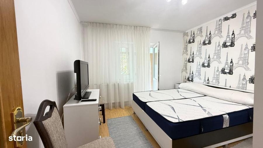 Apartament cu 3 camere decomandat în Decebal