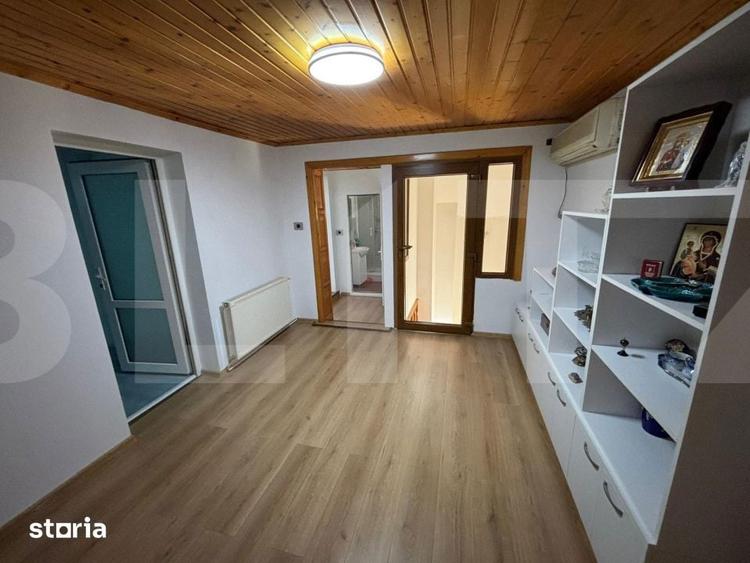 Casă cu 7 camere cu Teren 393 Mp în Central