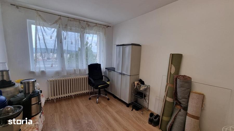 Apartament cu 4 camere decomandat în Mănăștur