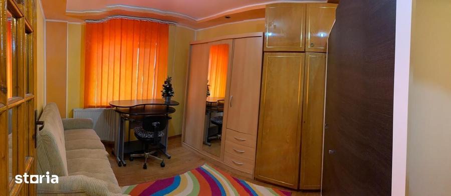 Apartament de vanzare, cu 3 camere, mobilat si utilat, in zona Dambovi - 7