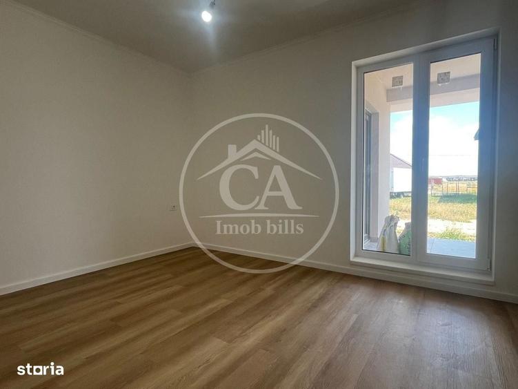 Casă cu 4 camere decomandat cu Teren 500 Mp în Sântandrei