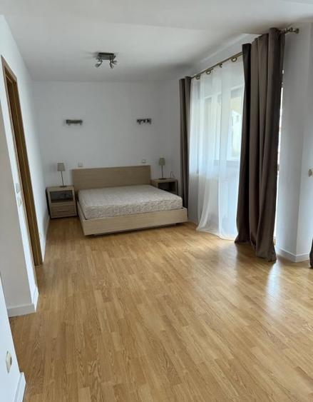 Casă cu 5 camere cu Canalizare în Pajura