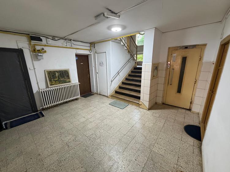 Titan 3 Camere Bloc Reabilitat 2 Bai Instalatii Schimbate 15 Min Metrou - 12