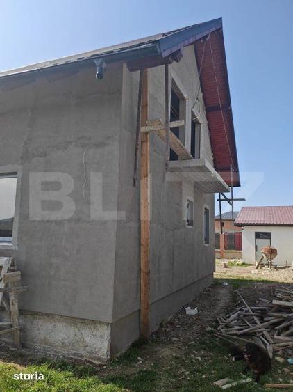 Casă cu 5 camere cu Teren 590 Mp în Tărlungeni