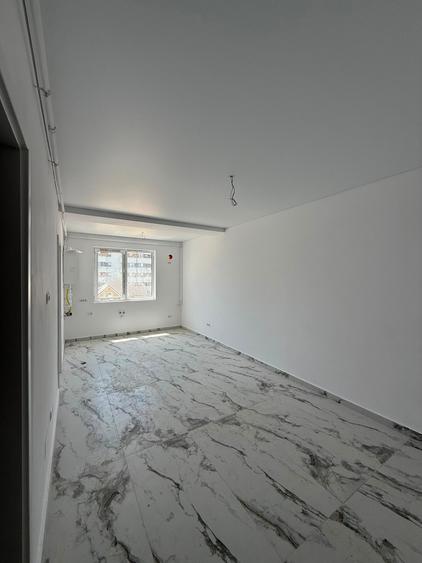 Apartament cu 2 camere semidecomandat în Militari
